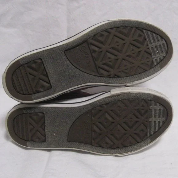 ***SOLD***Youth Converse All Star Chuck Taylor Red Canvas High Top Sneakers sz 1 - Picture 7 of 10